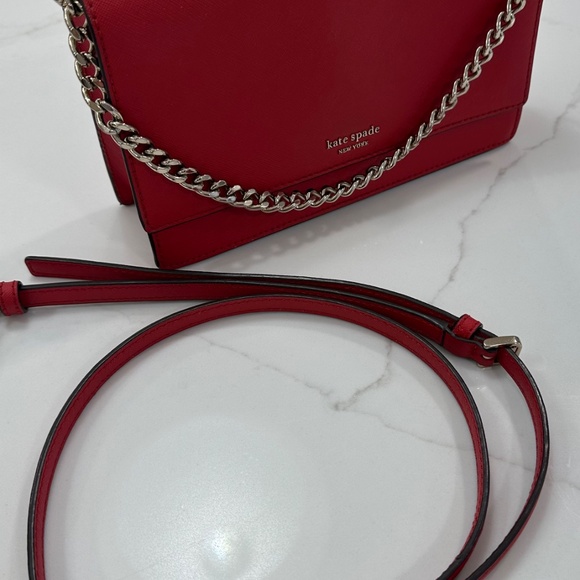 KATE SPADE CROSSBODY RED BAG W/ADJUSTABLE STRAPS & GOLD CHAIN - Picture 3 of 16